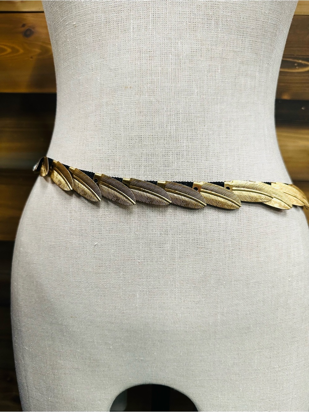 Gold Tone Leaf Stretch Belt Grecian Inspired 36 to 45 Inches Vintage Large XL